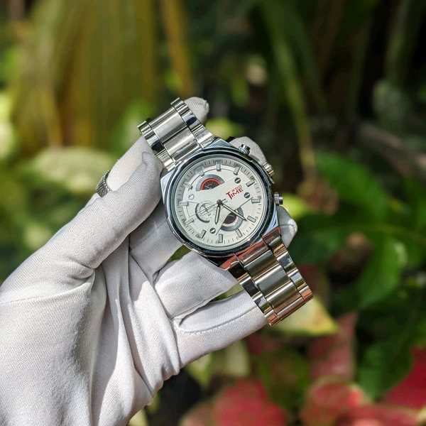 Woo Time Analog Quartz Movement Best Quality Watch With High Quality Strap Best finishing Body & Case - White