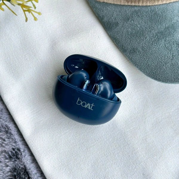 Bluetooth Truly Wireless In Ear Earbuds With Mic