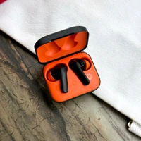 Bluetooth Truly Wireless In Ear Earbuds With Mic