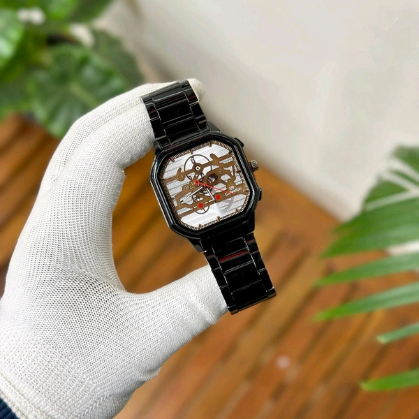 Most Demanded V9 Analog Quartz Movement Collection With High Quality Strap Best Finishing Body & Case - SRV3