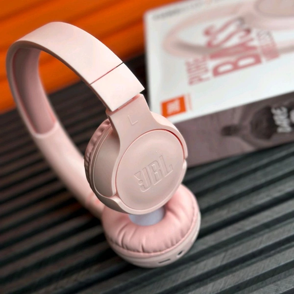 Wireless Earphone Headphones With Microphone Lightweight, For Music Lovers & Professionals - Suitable for Travel, Office & Home, 5-6 Hours Playback Time, High Quality Model
- Pink