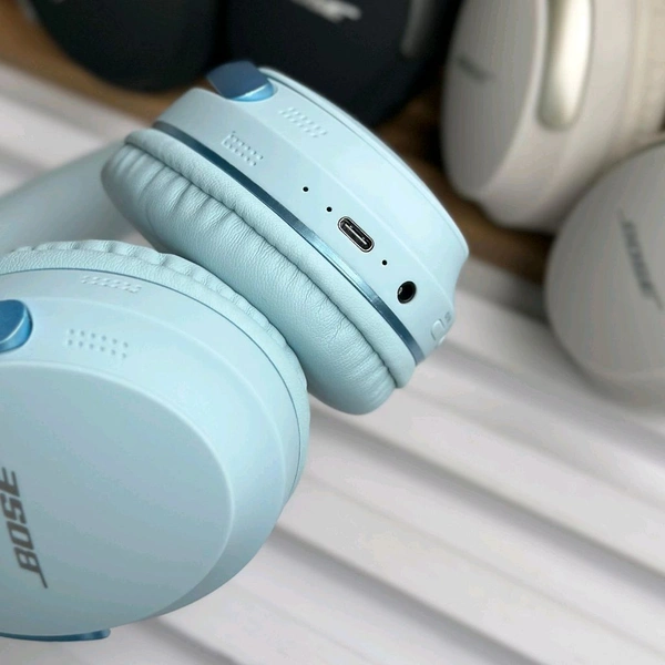 New Wireless Headphones – BT Earphone, Over Ear Headphones With Built-in Mic - Upto 8 Hours Playtime, Heavy Sound And Bass Quality, Perfect For Everyday Use - Blue