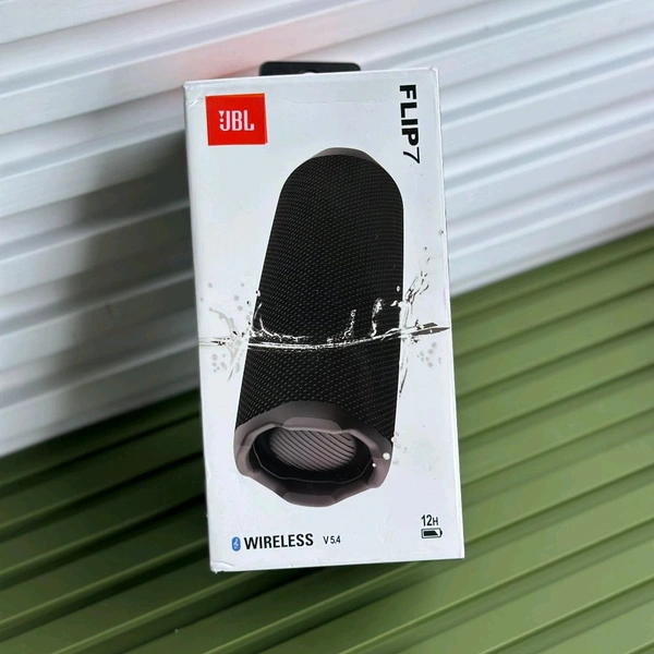 New FLIP7 Speaker – 1:1 Replica (7A Quality) - Black