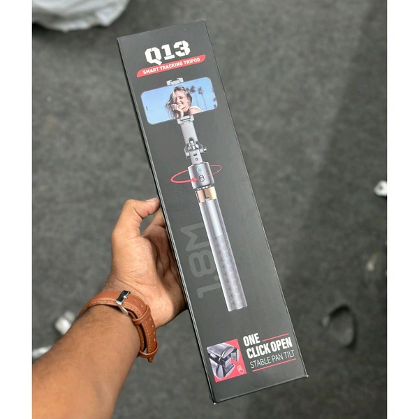 Q13 Smart Tracking Tripod – Auto Face Follow | One-Click Open