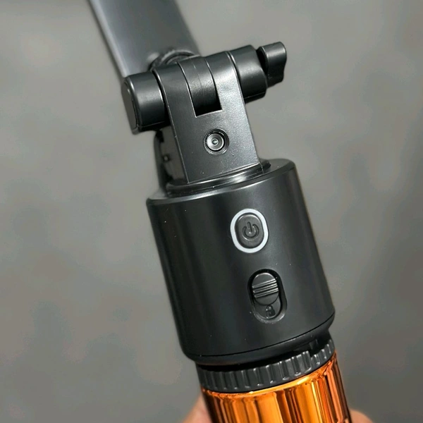 Q13 Smart Tracking Tripod – Auto Face Follow | One-Click Open