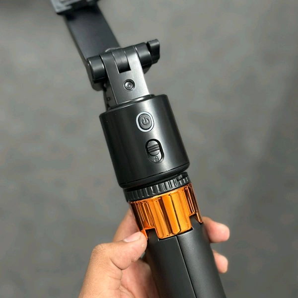 Q13 Smart Tracking Tripod – Auto Face Follow | One-Click Open