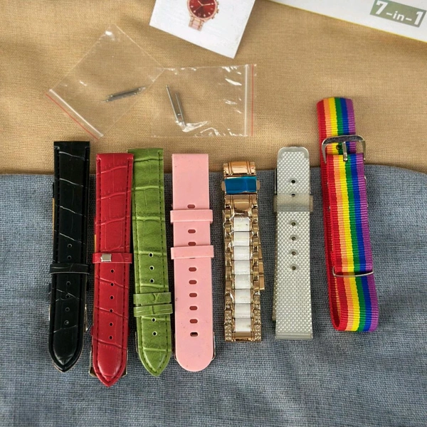 Hitage 7 In 1 Edition Smartwatch With 7 Awesome Quality Straps, Bluetooth Calling, Customized Watch Face