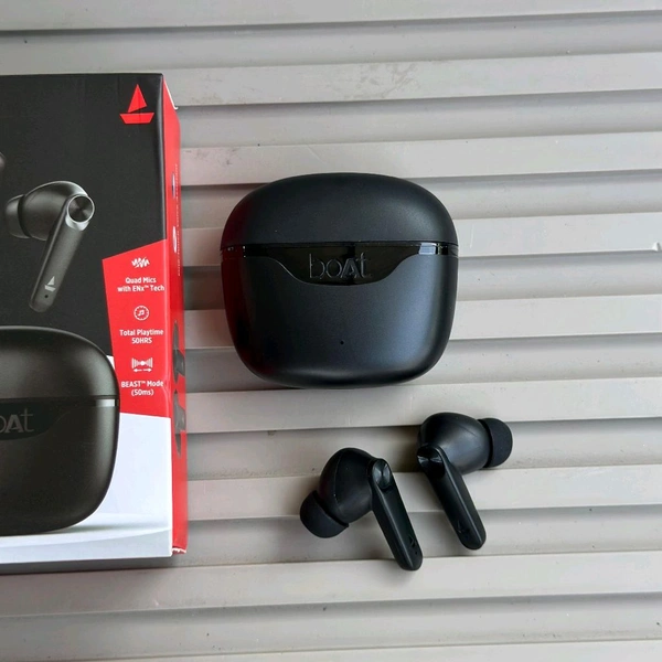 Original boAt Airdopes 207