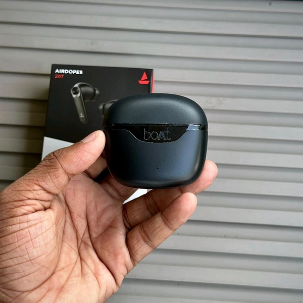 Original boAt Airdopes 207