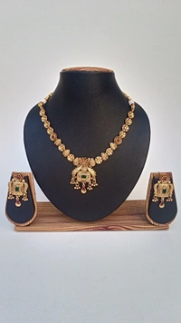 Traditional Multi Kundan Necklace Set.
