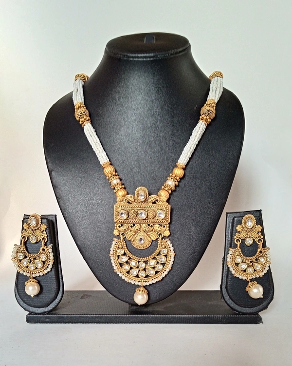 Ethnic Royal White Kundan Necklace Set