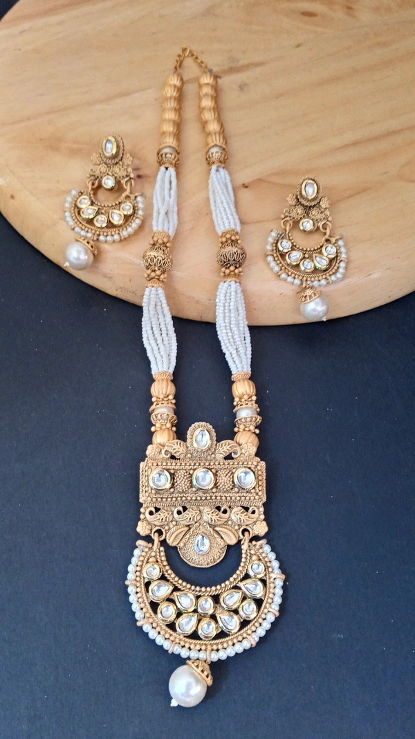 Ethnic Royal White Kundan Necklace Set