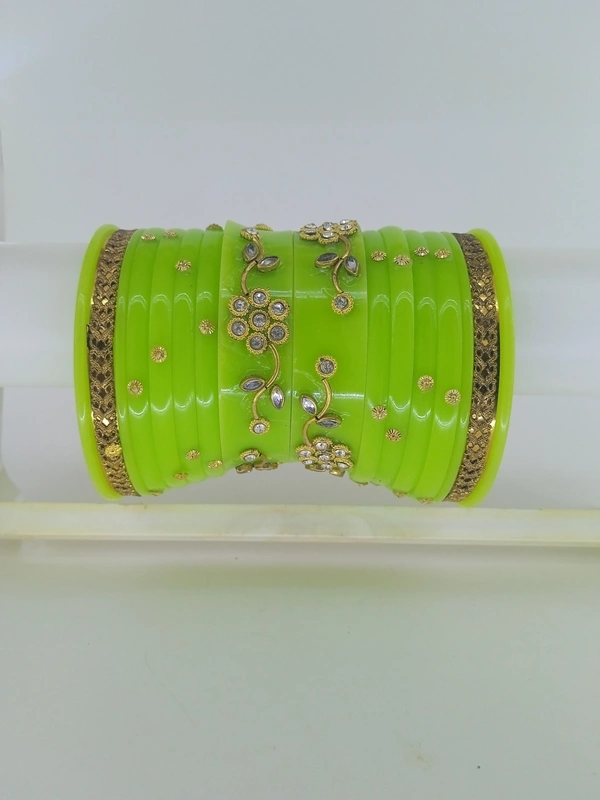 Rajasthani Rajwadi Dhalu Bangles Set - 2.6, Green Yellow