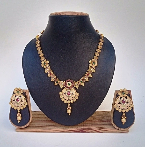 Traditional Meenakari Necklace Set.