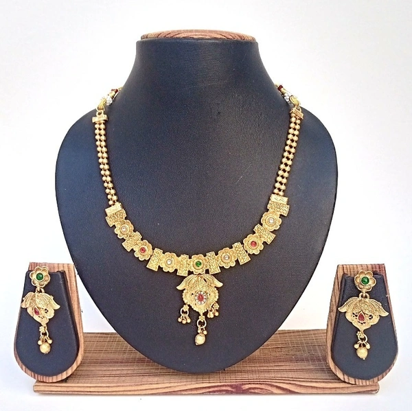 Traditional Multi Kundan Necklace Set