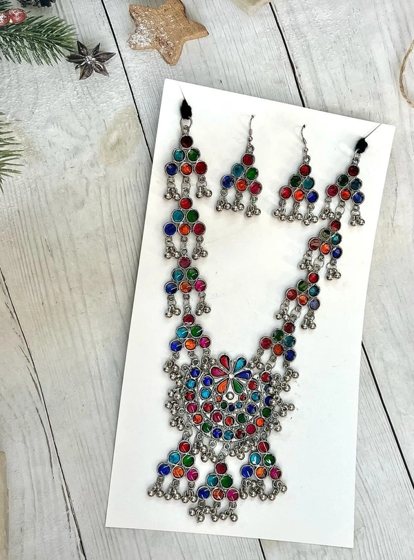 Hamari Queen Oxidized Silver-Plated Stone Studded & Beaded Necklace Earrings Set