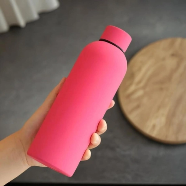 RUBBER TEXTURE MATT FINISH INSULATED BOTTLE - Pink