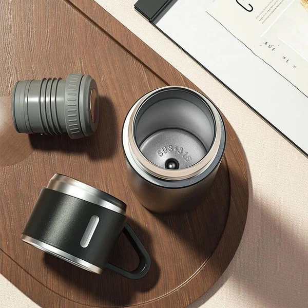 VACUUM FLASK WITH THREE CUPS - Silver