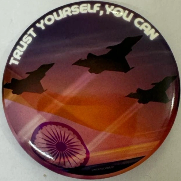 Pin cum Magnet - TRUST YOURSLEF, YOU CAN