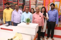 Satyam Shivam Vastra Vikreta