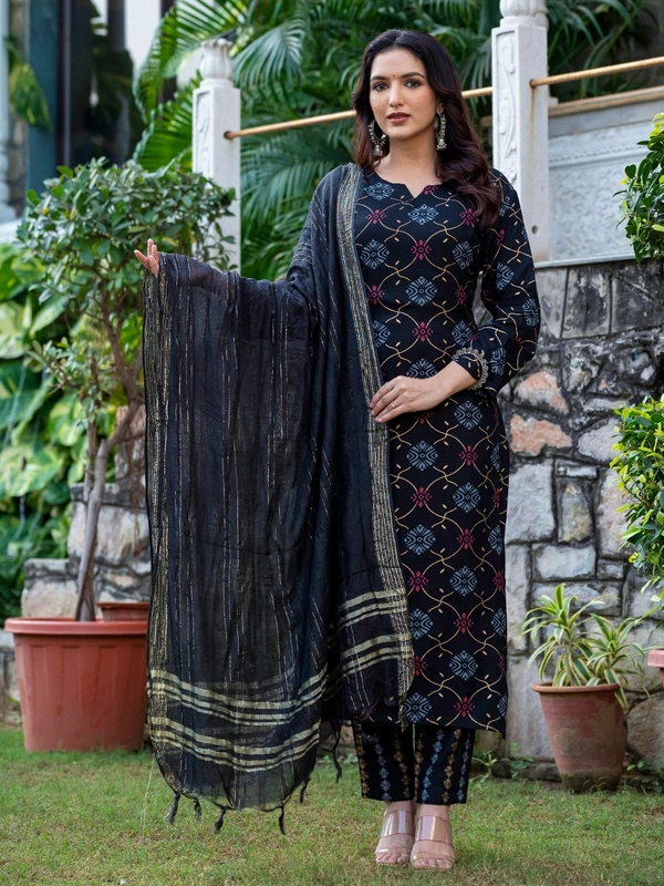 Arihant Creations Rayon Embroidered Kurti Pant Dupatta Set - S