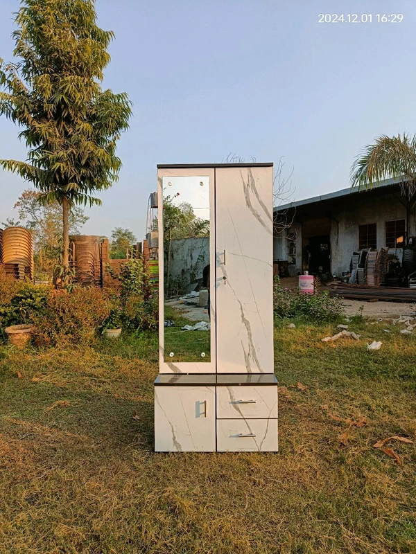 Chetak Dressing-Revolving