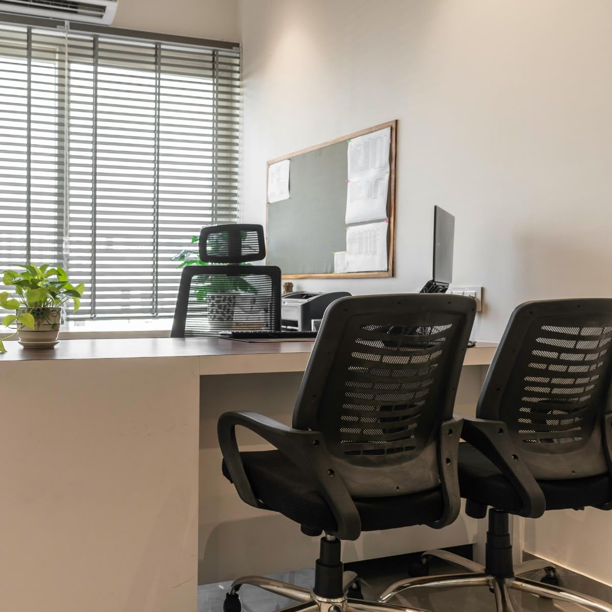 Executive & Office Chairs