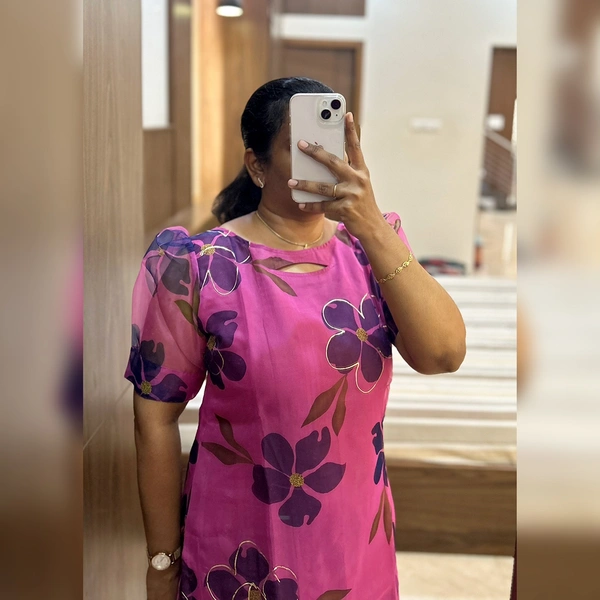 Pink Organza ( With Lining)