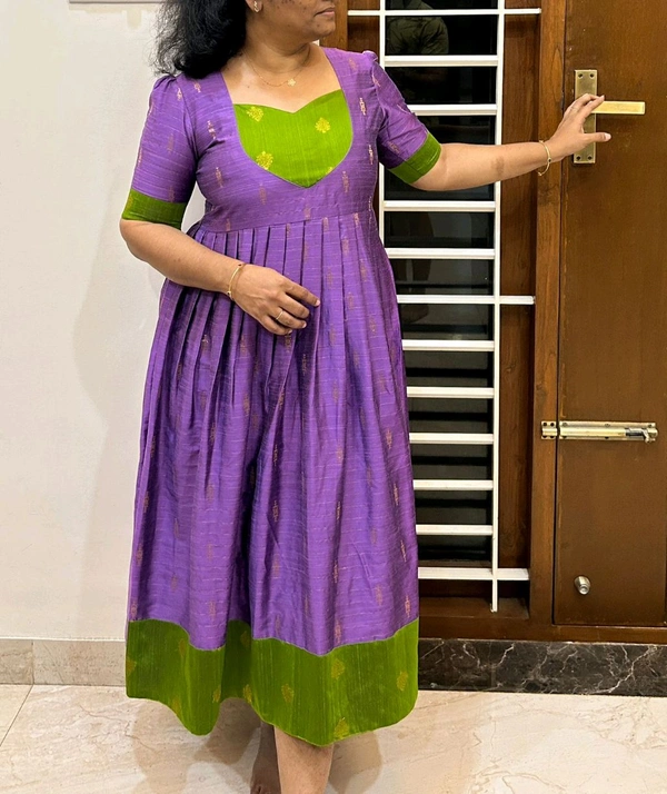 Lavender Slubsilk Frock( Lining)