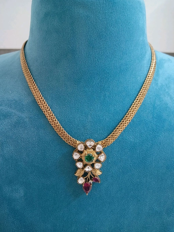 Victorian Pendent Set With Naan Patti Chain - HD