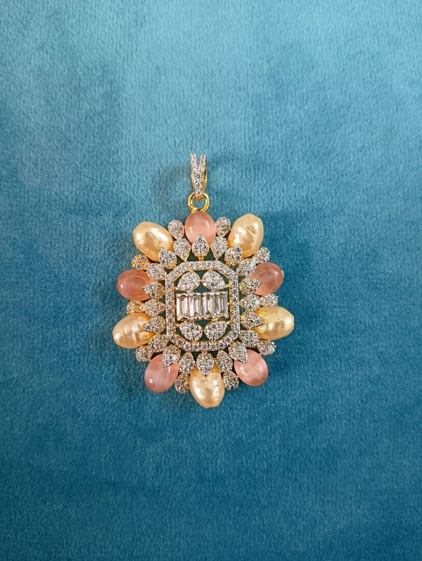 Coral And Swarovski Pendant  - pink, VZ