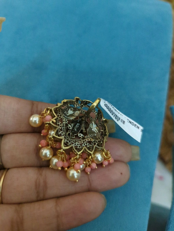 Victorian Pendent  - Vz