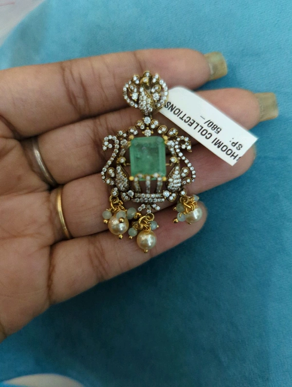 Victorian Pendant  - Vz, Jungle Mist