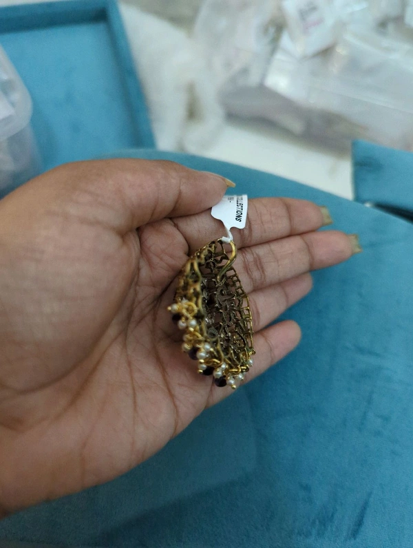 Mossonite Victorian Pendent  - Vz, Electric Violet