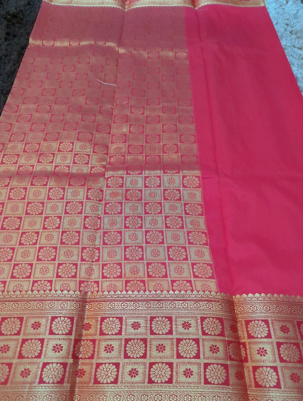 Fancy Beneras - White