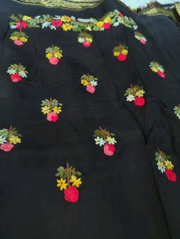 Dola Hand Work - Black