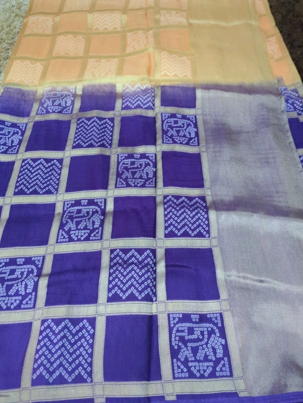 Dola Weaving  - Seance