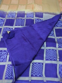 Dola Weaving  - Seance