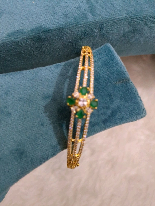 Free Size Bracelet 2.4$2.6 - Japanese Laurel