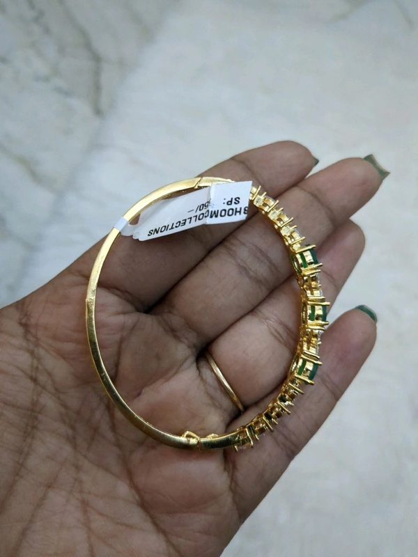 Bracelet 2.4size Only  - Vz