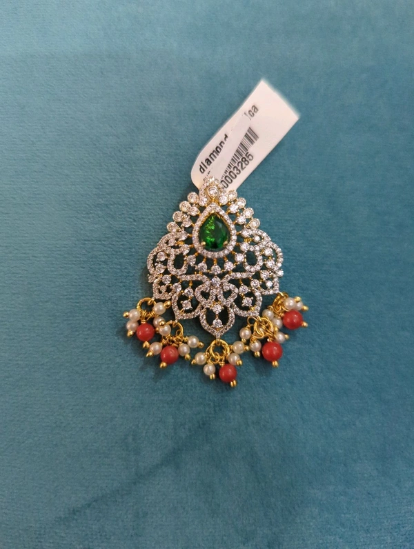 Diamond Replice Pendent  - Vz