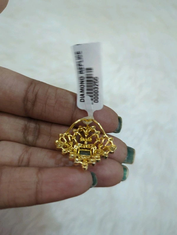 Diamond Replica Pandant With Ear Studs  - Vz, Snowy Mint