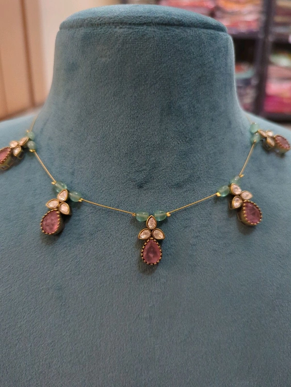 Invisible Chains With Mossanite Pendents - Vz, Pink Lace
