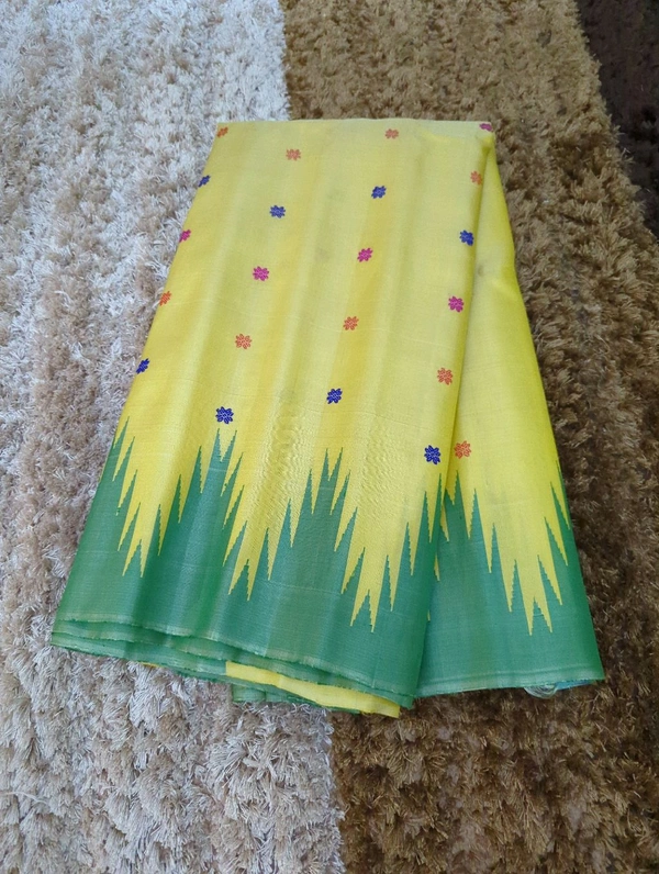 Pure Handloom Designer  Gadwal Pattu  - Baja White