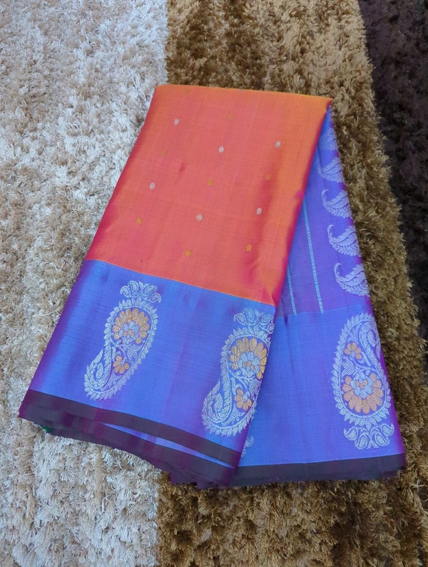 Pure Handloom Designer  Gadwal Pattu  - orange