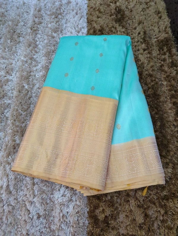 Pure Handloom Premium Gadwal Pattu With Kanchi Boards  - Jungle Mist