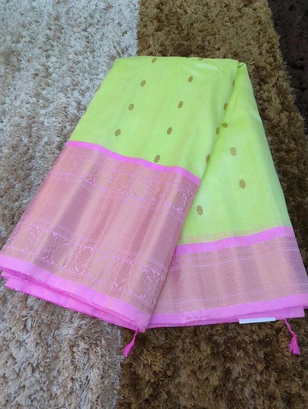 Pure Handloom Premium Gadwal Pattu With Kanchi Boards  - Tusk