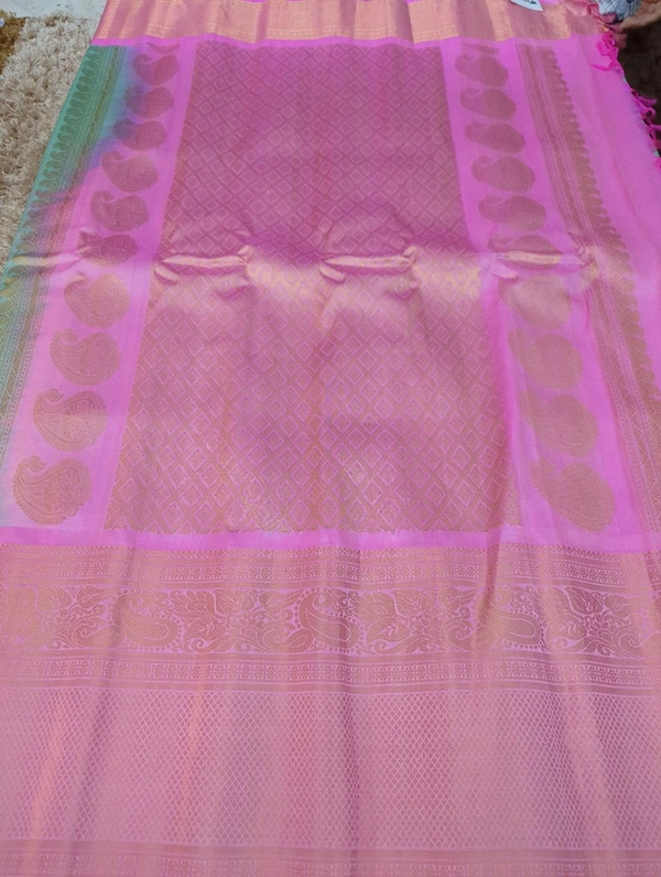 Pure Handloom Premium Gadwal Pattu With Kanchi Boards  - sky blue