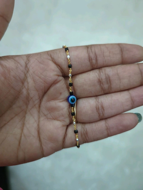 Eagle Eye Black Beads With Braclet Combo