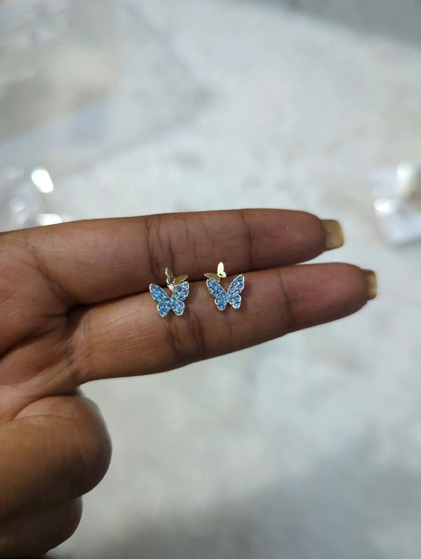 Stylish Earstuds - Vz